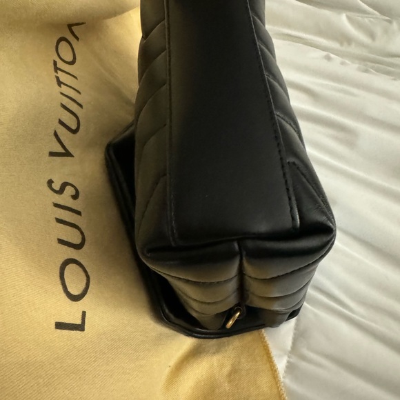 YSL toy Lou Lou quilted in black with gold hardware. - Picture 10 of 15
